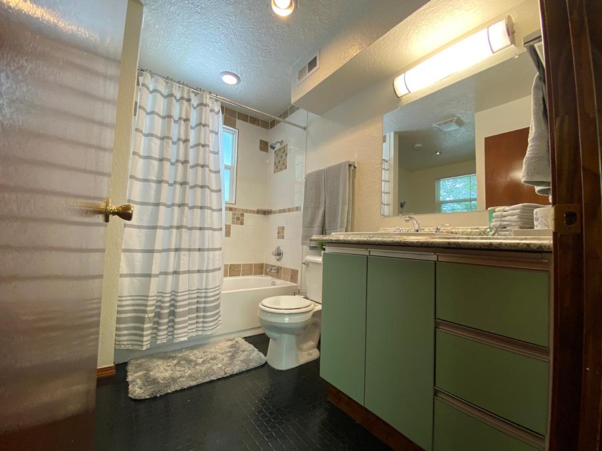 Ou-Walk To Campus , Downtown ; Designer Studio Oklahoma City Extérieur photo
